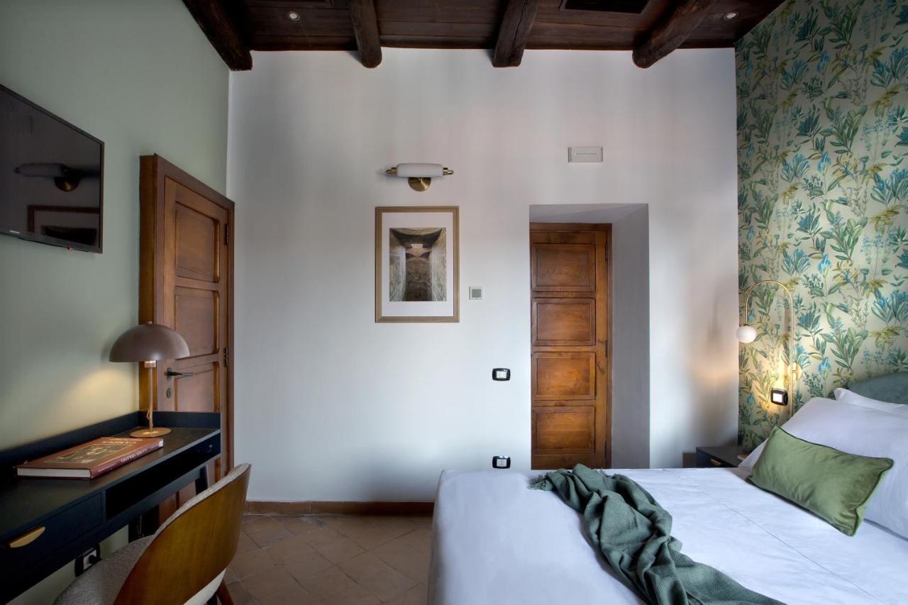 La Nova Bed And Museum Bed & Breakfast Naples