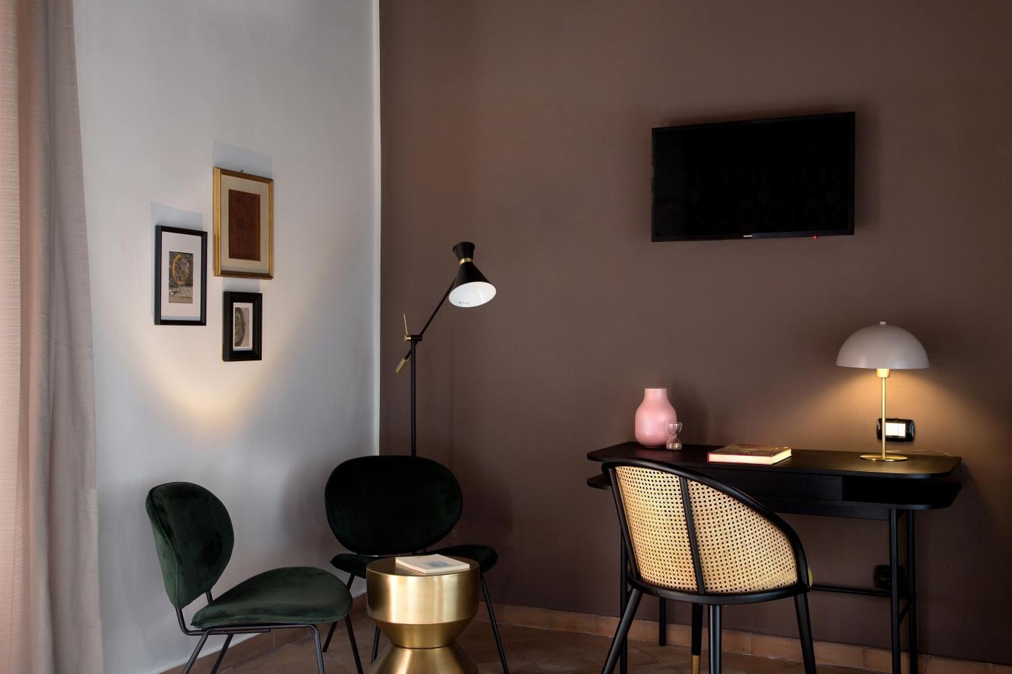 La Nova Bed And Museum Bed & Breakfast Naples