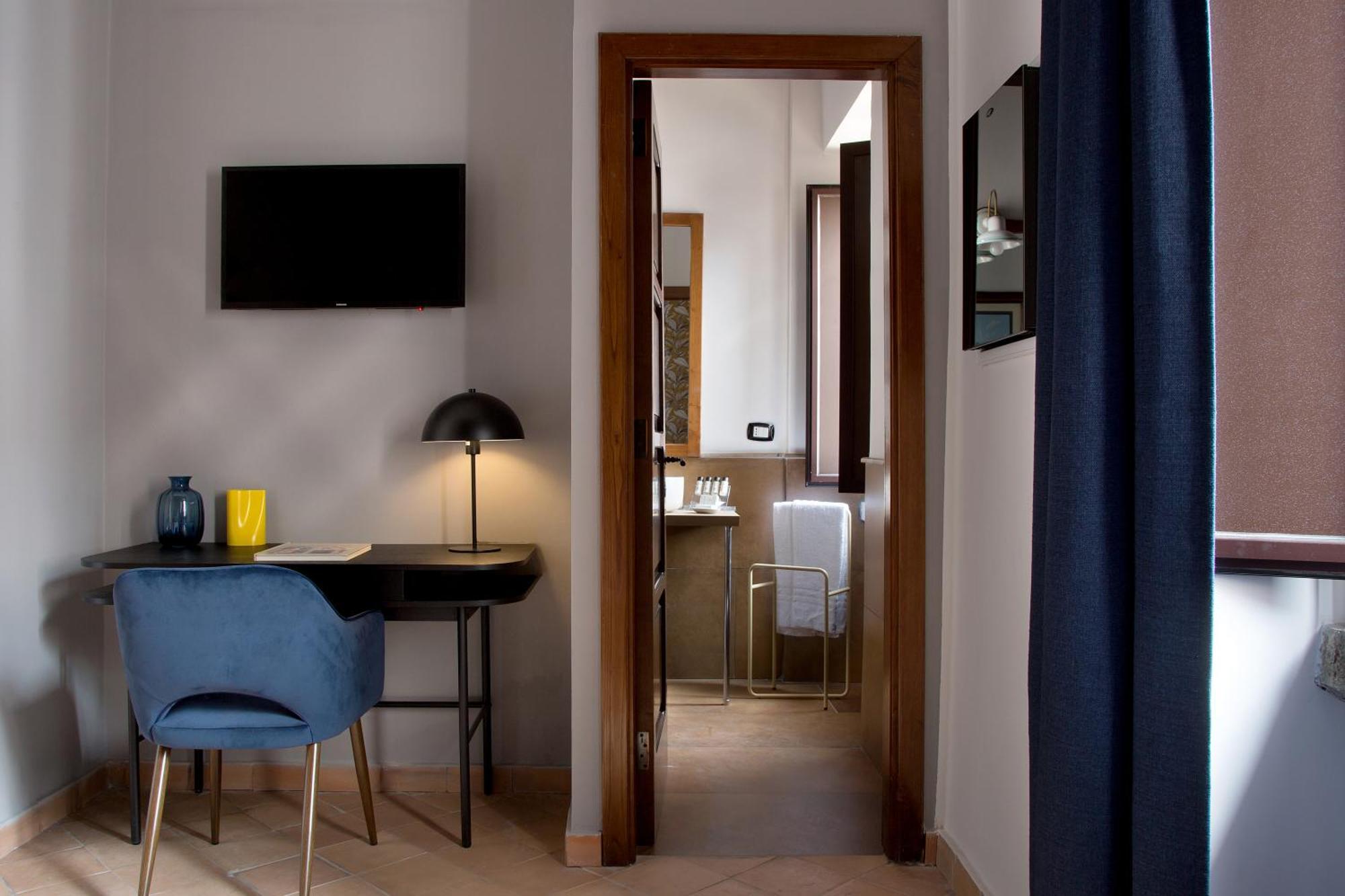 Bed & Breakfast La Nova Bed And Museum Naples